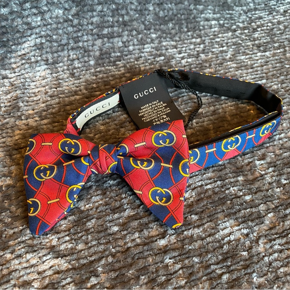 Rare Silk Gucci GG monogram bow tie vintage NWOT Men’s, Boy’s, or Unisex bow tie